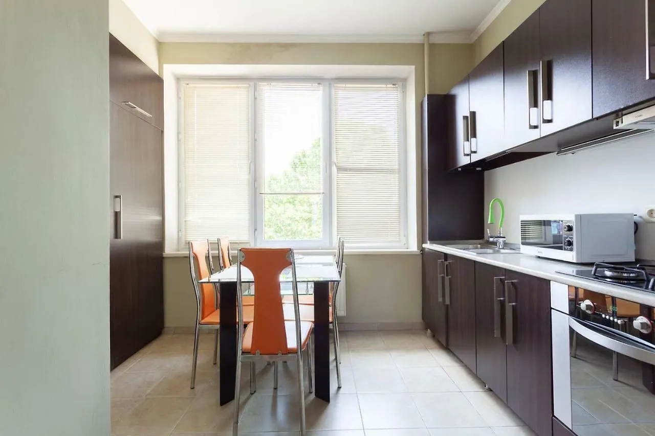 Wehost Apartment On A Colorful Street Τυφλίδα