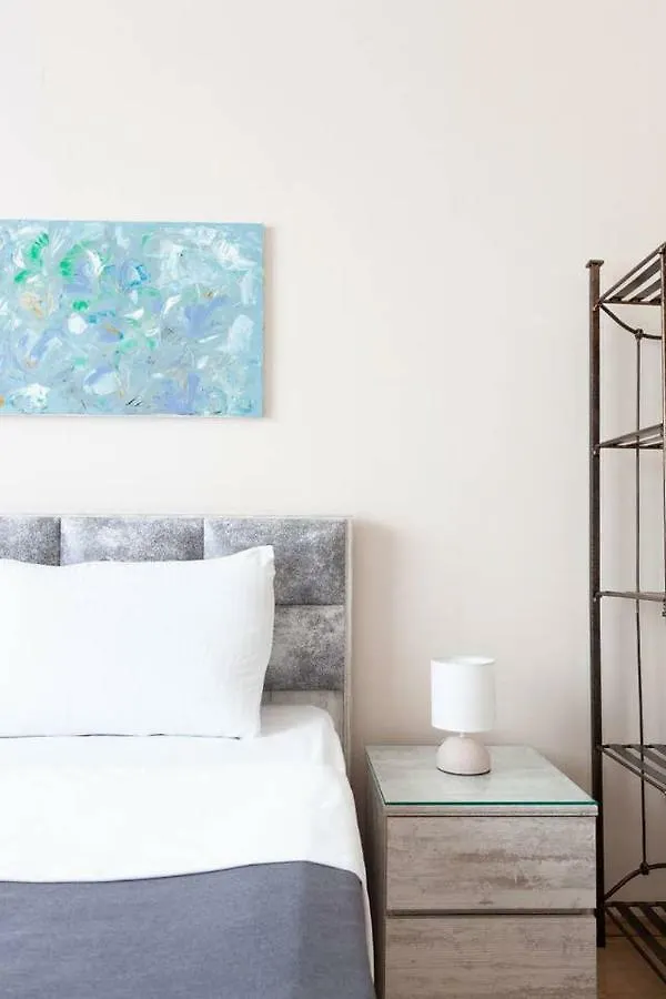 Wehost Apartment On A Colorful Street Τυφλίδα Γεωργία